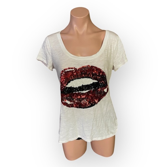 Express Tops - Express Women’s Medium Sequined Lips Round Neck Tee